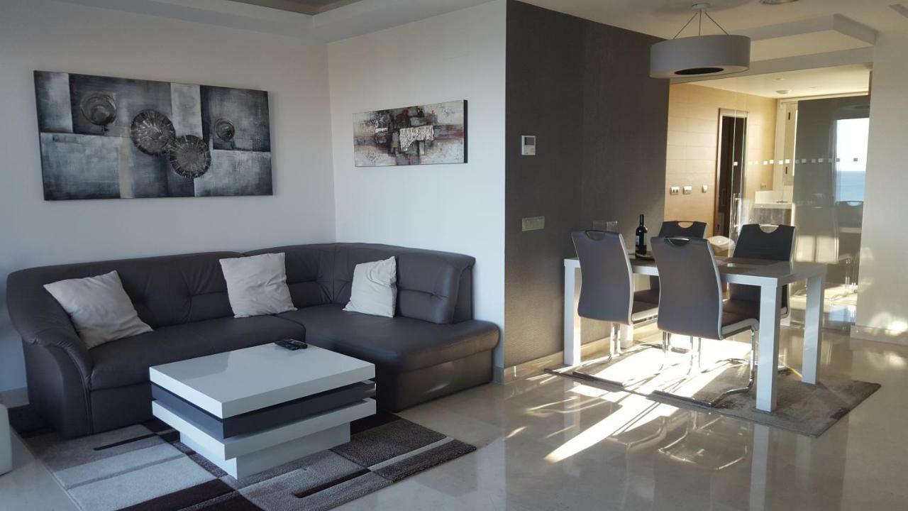 Horizon Beach Apartment Estepona Exterior foto